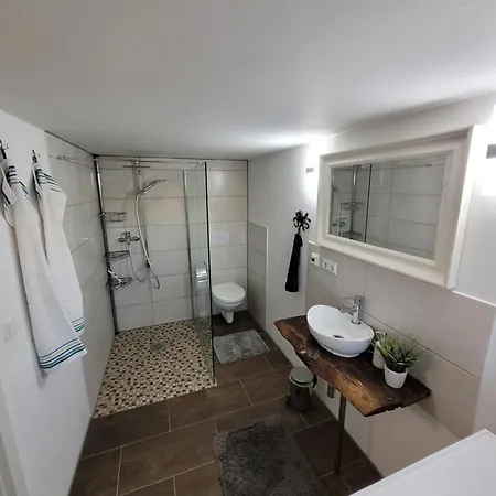 Feriehus Urlaub Unterm Reetdach Auf Dem Darss Fuhlendorf (Mecklenburg-Vorpommern)