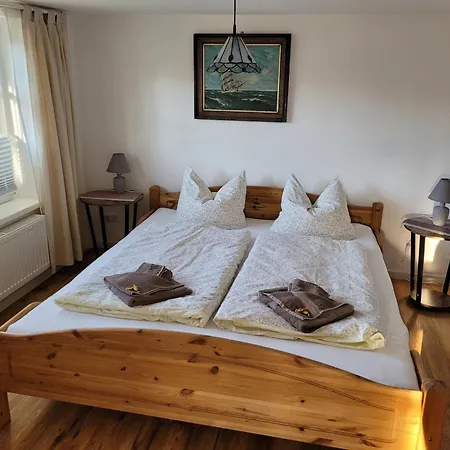 Feriehus Urlaub Unterm Reetdach Auf Dem Darss *