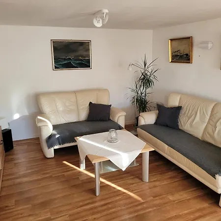 Feriehus Urlaub Unterm Reetdach Auf Dem Darss Fuhlendorf (Mecklenburg-Vorpommern)