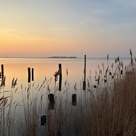 Urlaub Unterm Reetdach Auf Dem Darß